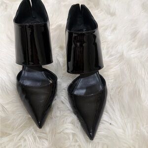 Salvatore Ferragamo Black and Cream Heels